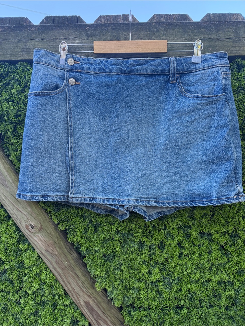 Celebrity Pink Blue Denim Mini Skort